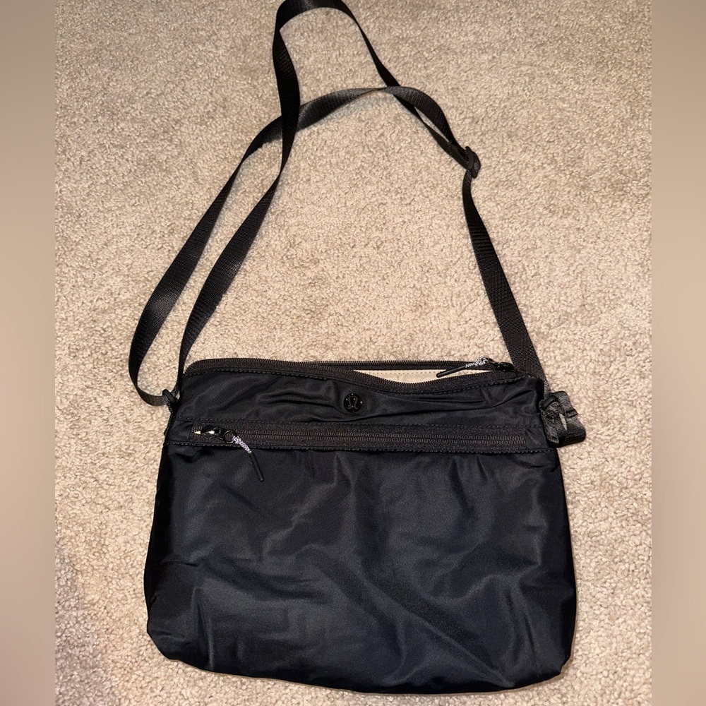 Lululemon crossbody